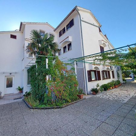 Apartments Fam Tomasic 巴斯卡 外观 照片