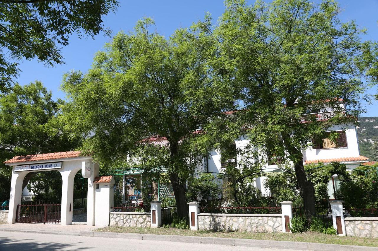 Apartments Fam Tomasic 巴斯卡 外观 照片
