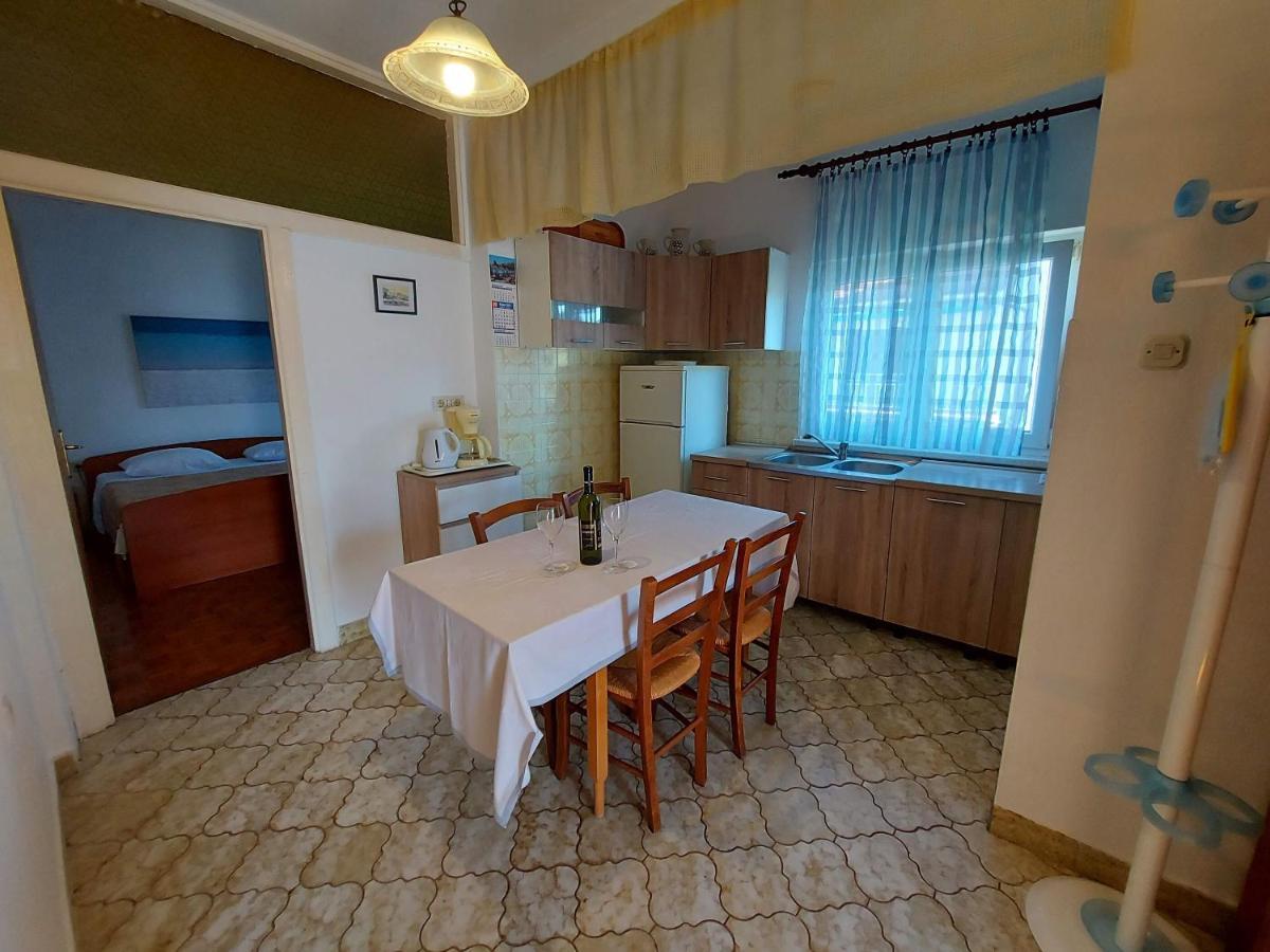 Apartments Fam Tomasic 巴斯卡 外观 照片